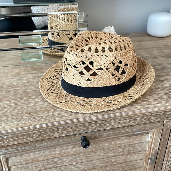 Vince Camuto Straw Hat - Picture 2 of 6